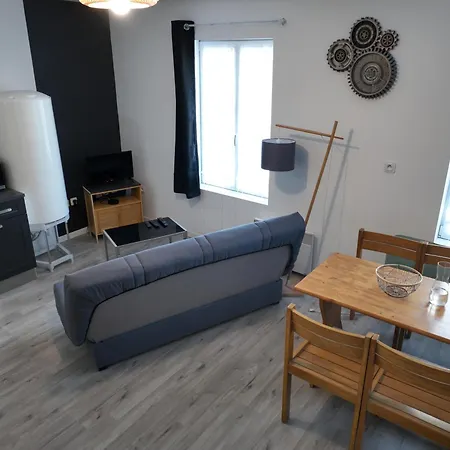 Apartment Lumineux De Avec 2 Places De Parking Privees Interieur