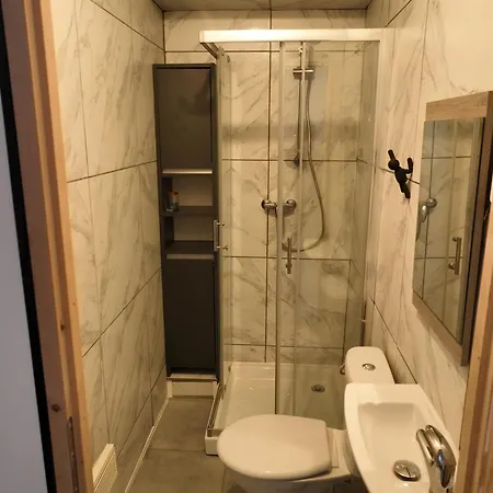 Lumineux De Avec 2 Places De Parking Privees Interieur アパート